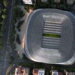 El Madrid saca pecho del césped nuevo en el Bernabéu: impresionante el vídeo que han montado