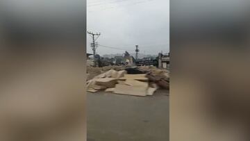 Estremecedor vídeo desde un coche de una de las ciudades más arrasadas por el terremoto