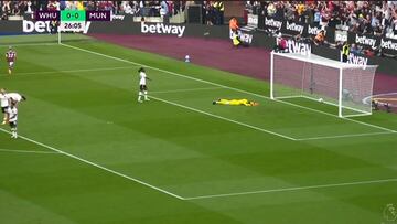 Simplemente vean cómo se quedó y entenderán la magnitud del fallo: estrepitoso De Gea en el peor momento...