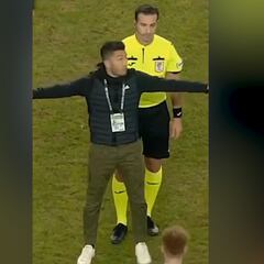 Un exmadridista da un lección de señorío pocas veces vista en un campo de fútbol