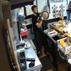 Sale a la luz el vídeo desde el interior del bar atacado por ultras del Barça en Pamplona