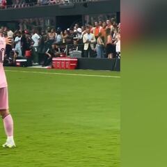 El gesto de Messi a Beckham después de marcar que provocó una sonrisa en ambos