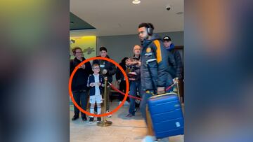 No se puede consentir esto en el fútbol: la imagen de los jugadores del Leeds que lleva más de 10M de visitas