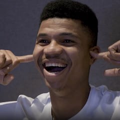 Reinildo emociona al colchonero: una cámara del club le siguió viendo el Atleti-Sevilla