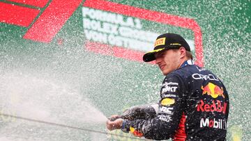 Resumen del GP de Austria: desde el pique entre Sainz a Leclerc al dominio descomunal de Verstappen