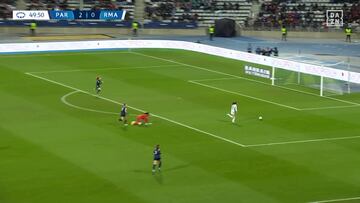 Hay que verlo y aún así cuesta explicarse cómo el Madrid no marcó gol ahí