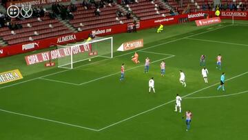 Cuando tienes un delantero élite pasan estas cosas: tremendo lo de Cavani...