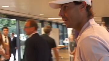 Acaba de retirarse por una lesión y Nadal hace esto en las oficinas de Wimbledon: es el mejor