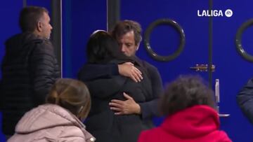 Hiela el alma: Quique Sánchez Flores visiblemente afectado tras recibir insultos racistas en su ‘casa’