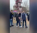 Un fan del Chelsea llama viejo a uno del West Ham: lo dejan inconsciente al segundo