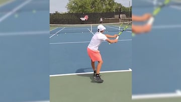 El niño que pretende revolucionar el tenis: vean una técnica que ahora mismo no existe en la ATP