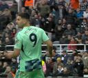 Surrealismo en la Premier: el penalti anulado al Fulham de no creer
