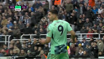 Surrealismo en la Premier: el penalti anulado al Fulham de no creer