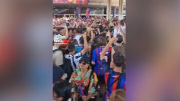 El cántico para hacer daño al madridismo de una afición culé desatada con Lewandowski