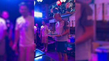 El City le da una sorpresa a Haaland por su cumplea?os: lo que hace con las velas no es apto para agoreros