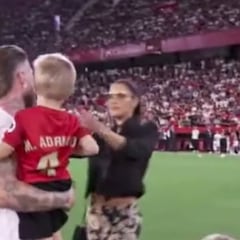 Momentazo de amor entre Ramos y Pilar Rubio: brutal la reacción del Pizjuán cuando ella fue al escenario