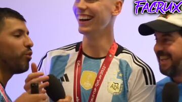 Exceso de protagonismo: el Kun irrumpe así en una entrevista y vean contra quién carga