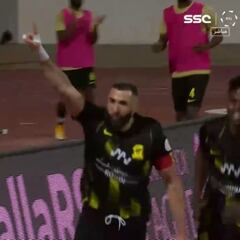 Se ha ido a Arabia pero no habíamos visto todo de Benzema: este golazo no está en su catálogo de 354 con el Madrid