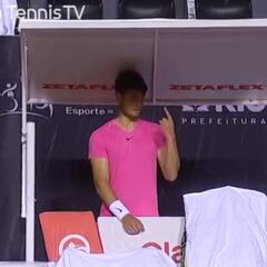 El detallazo de Alcaraz con esta niña en medio del diluvio