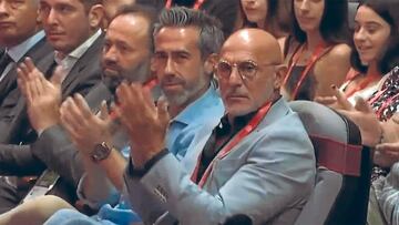 La explicación de Luis de la Fuente a su comportamiento en el discurso de Rubiales: así lo justifica el seleccionador
