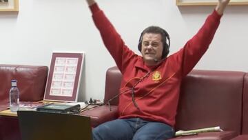 El grito con el que Tomás Roncero se liberó: así cantó el golazo que inventaron Gavi y Dani Olmo