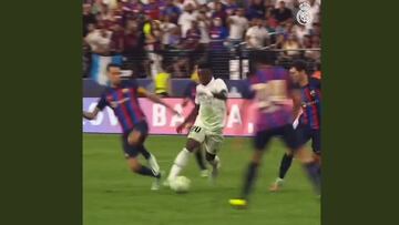 Sale a la luz una toma a cámara lenta de lo que hizo Busquets a Vini que tiene encendido al madridismo