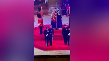 El incidente del Guardia Real que custodiaba el ataúd de Isabel II
