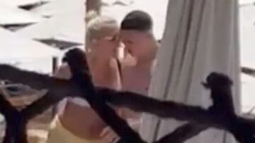 Gritos e insultos: la acalorada discusión entre Foden y su pareja tras revisarle el móvil