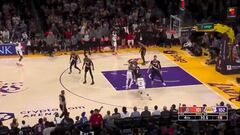 102-101, 32″ para el final y los Blazers le hacen esto a Westbrook: da hasta pena verle así...