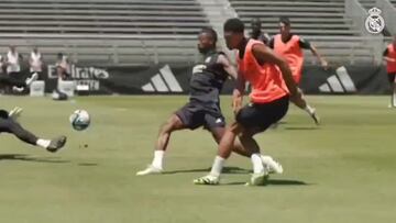 Se conocieron hace apenas 20 minutos y ya hicieron esto: la conexión Vinicius - Bellingham deleita al madridismo