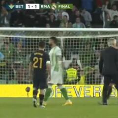 Señorío en su máxima expresión es lo que pasó tras el pitido final entre Ancelotti e Isco