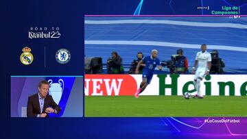 Valdano se lo deja claro a Florentino con una renovación parada: “Está tardando...”