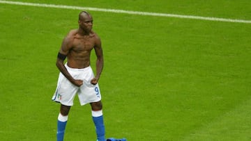 El irreconocible aspecto de Mario Balotelli