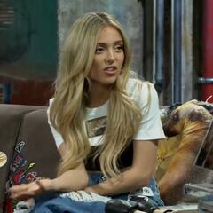 Ana Mena responde a la pregunta del sexo de Broncano y él alucina