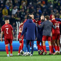 Resumen y goles del Fenerbahçe vs Sevilla, vuelta de octavos de final de la Europa League