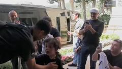 La bonita imagen de Bellingham con un niño en Mallorca