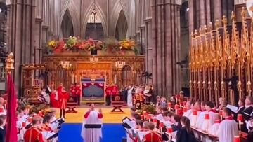 Todo futbolero loco viendo la coronación: ¿sonó el himno de la Champions durante la ceremonia?