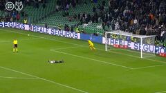 Lo peor que te puede pasar en una tanda de penaltis le pasó al Betis