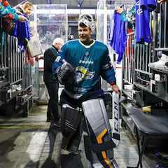 El nuevo proyecto deportivo de Petr Cech: ficha con 41 años por un equipo de hockey hielo