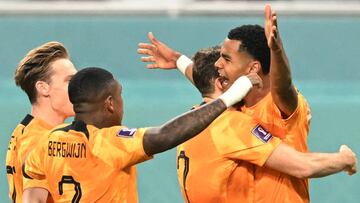 Le queda medio telediario en la liga holandesa: otro golazo brutal de la sensación del torneo