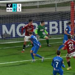 Filtran el audio del VAR del posible penalti por mano de Félix en el Amorebieta-Zaragoza