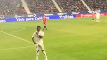 El gesto de Vinicius que no se vio: así respondió el brasileño a los insultos en El Sadar