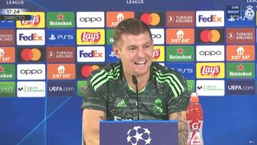 Dejó la sala de prensa a carcajada limpia: genialidad absoluta de Kroos con un periodista