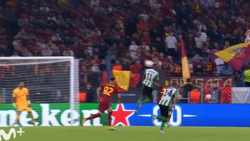 El golazo espectacular del nuevo fichaje del Betis que brill¨® en Roma y tumba a Mourinho