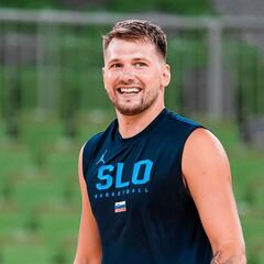 Las redes sociales alucinan con el cambio físico de Doncic