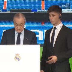 El lapsus de Güler durante el discurso de Florentino que dejó esta divertida imagen