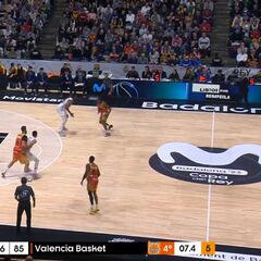 Un manojo de nervios: el Valencia pudo echar al Madrid en una última posesión de infarto