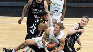 Resumen del Unicaja vs. Lenovo Tenerife, cuartos de final de la ACB