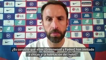 Greenwood y Foden sobornaron a un trabajador para colar a las chicas en el hotel