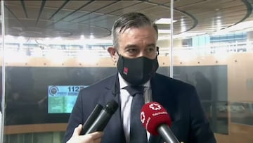 ¿Por qué se echa sal en aceras y carreteras cuando nieva?